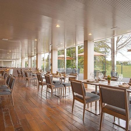 Suryaa Hotel Pinhais, Curio Collection By Hilton Exterior photo